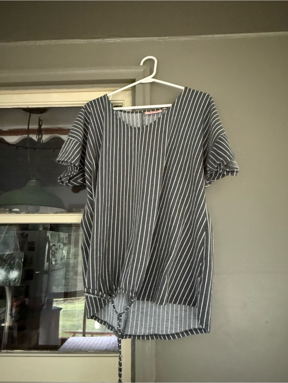 EVRI Gray Pinstripe Tie-Hem Short Sleeve Tunic